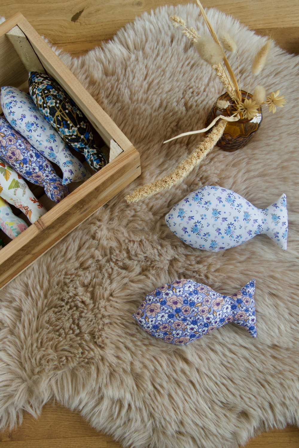 Marin à l'herbe à chat FLEURI - Jouet