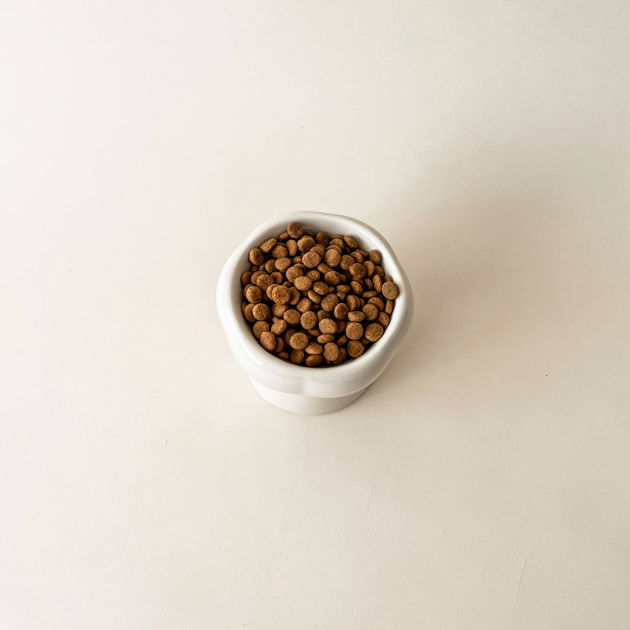 Bol surélevé en céramique