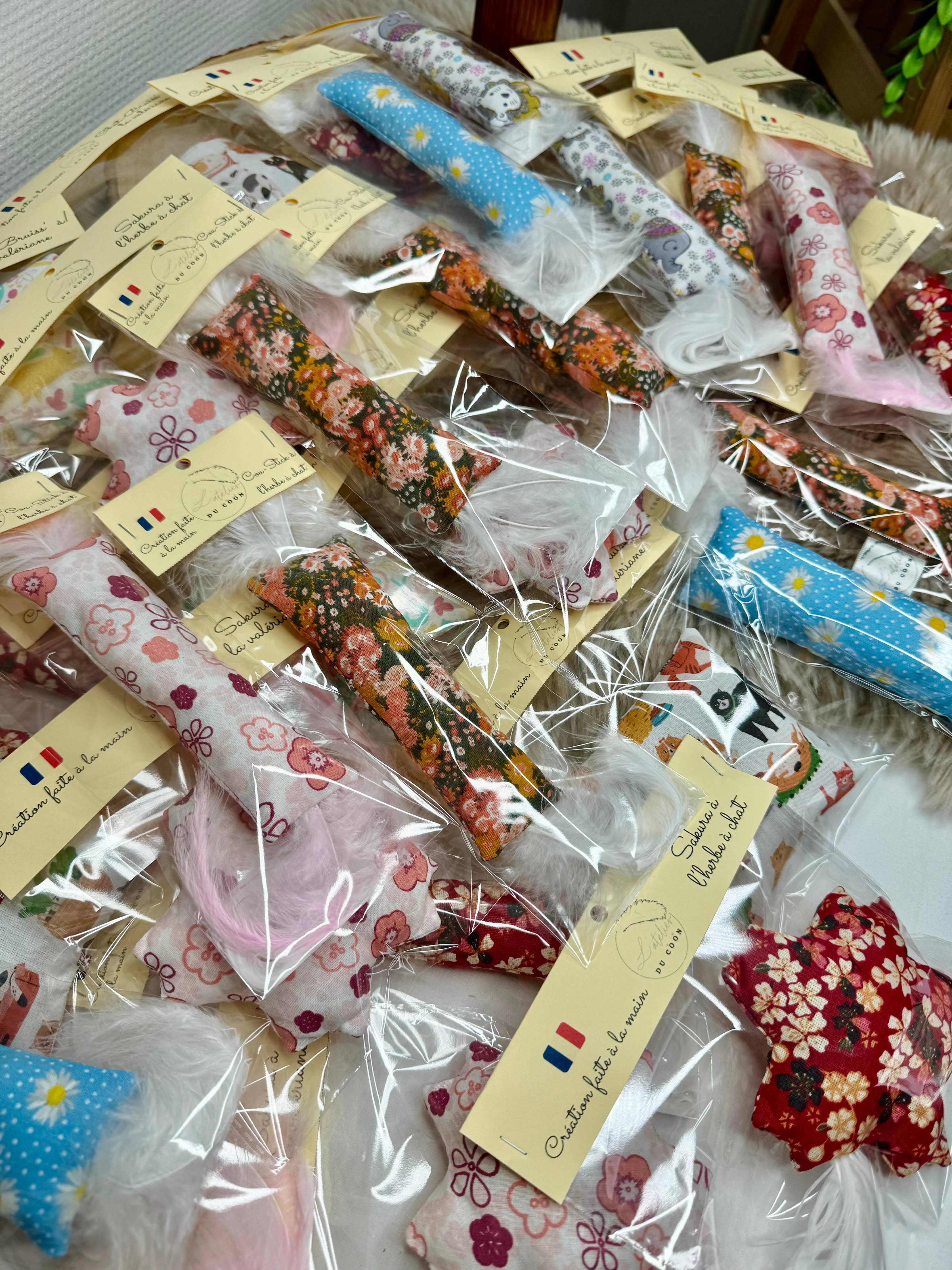 Cou-Stick à l'herbe à chat - jouet