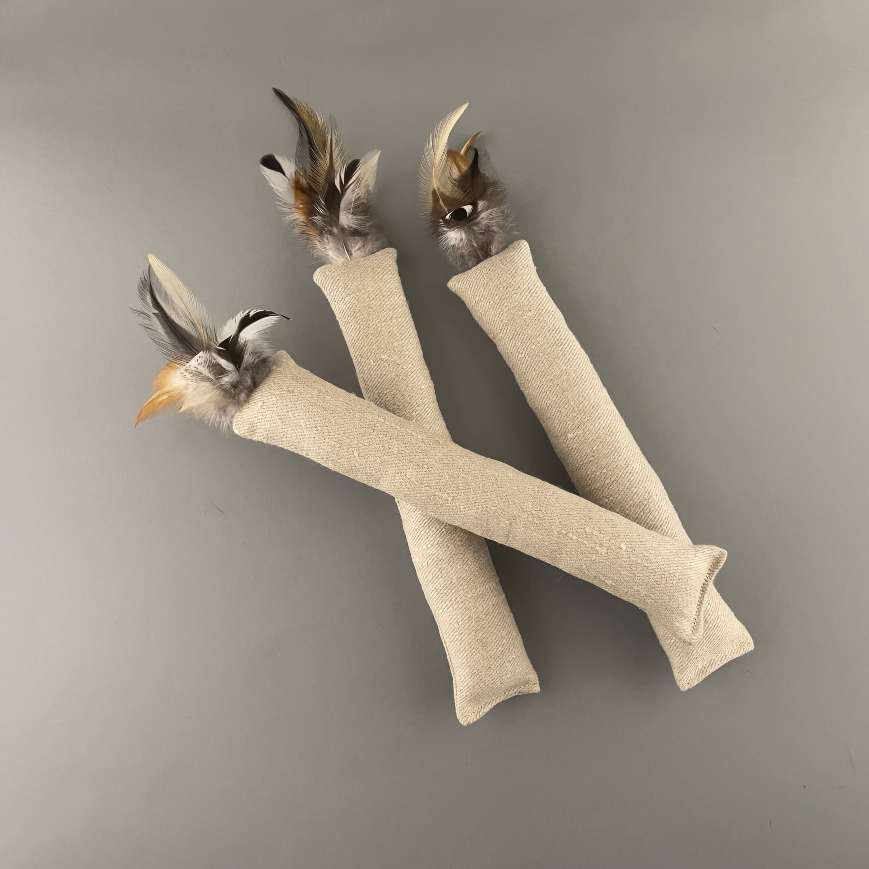 Jouet pour chat en chanvre et plumes avec herbe à chat