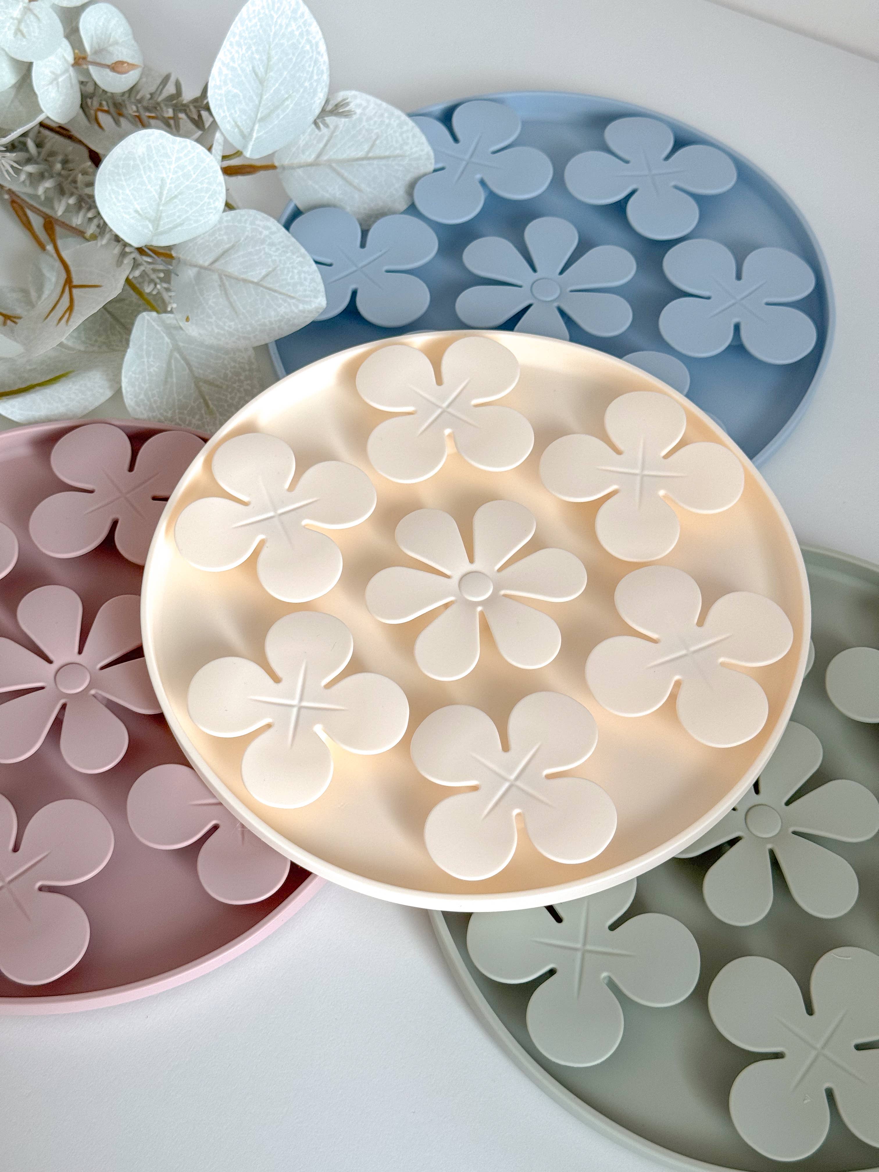 Fleurs de tapis de léchage pour chiens et chats