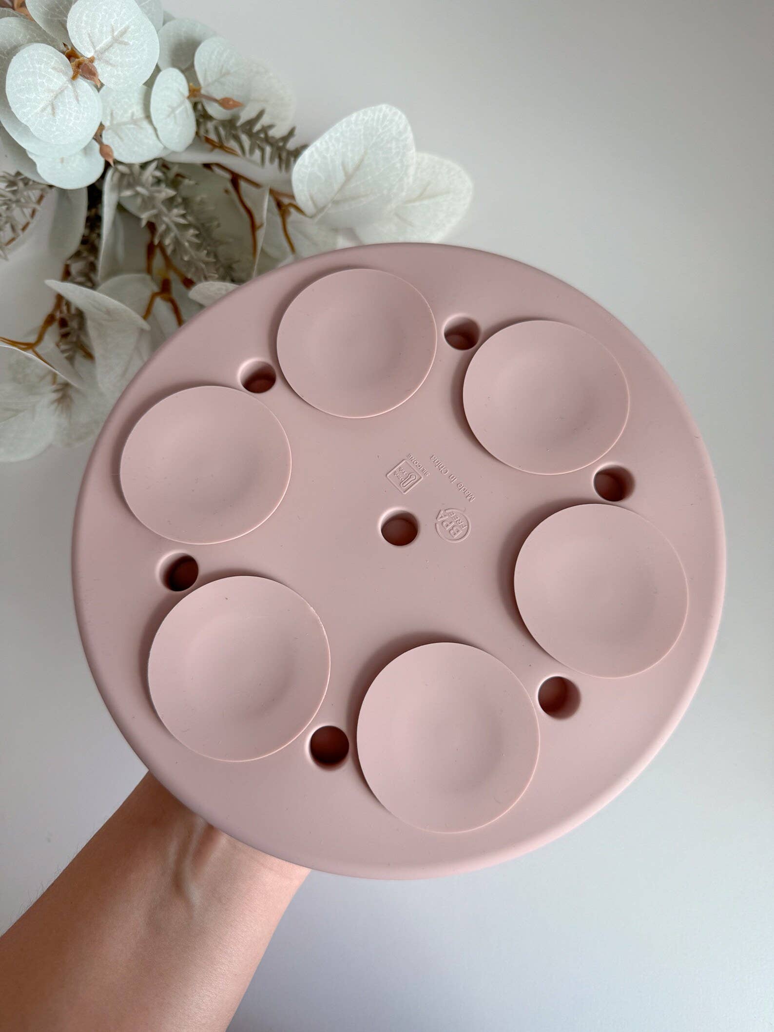 Fleurs de tapis de léchage pour chiens et chats