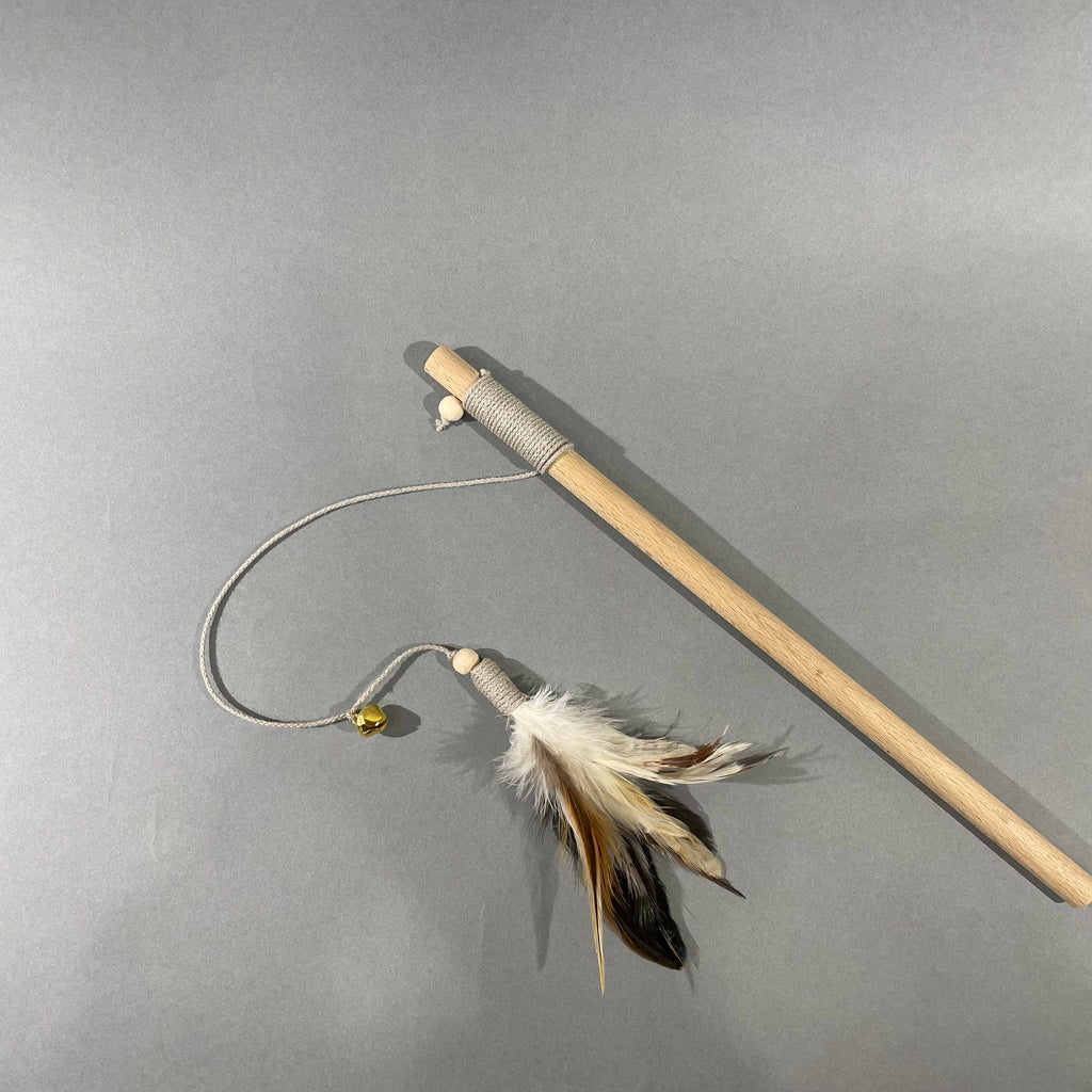 Jouet pour chat naturel avec plumes et clochette
